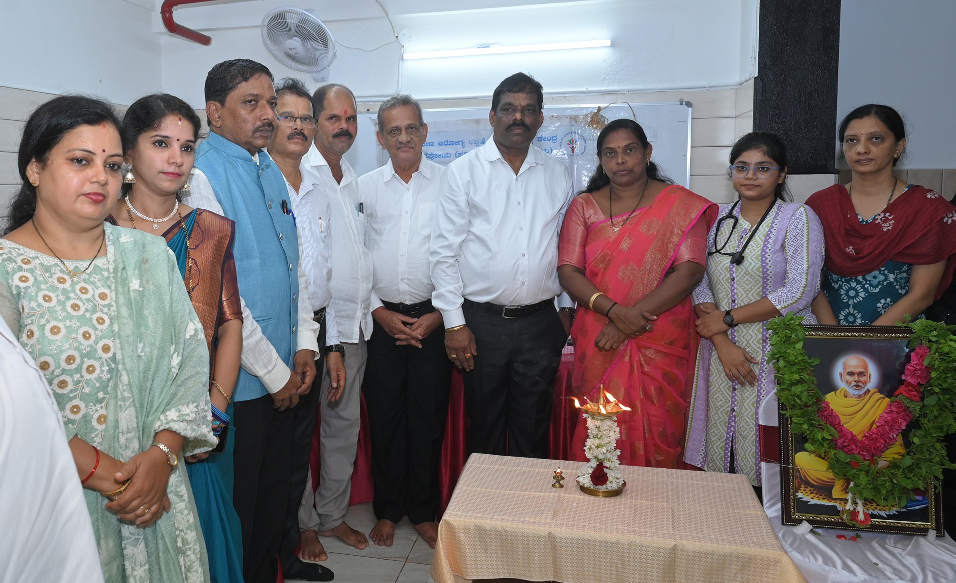 ಆತ್ಮಶಕ್ತಿ ವಿವಿಧೋದ್ದೇಶ ಸಹಕಾರಿ ಸಂಘದ ಸ್ವಂತ ಮಾಲೀಕತ್ವದ ನೂತನ 33ನೇ ಕೃಷ್ಣಾಪುರ ಶಾಖೆಯ ಉದ್ಘಾಟನಾ ಸಮಾರಂಭದ ಪ್ರಯುಕ್ತ ಗ್ರಾಮೀಣ  ಆರೋಗ್ಯ ರಕ್ಷಣೆ ಮತ್ತು ಅಭಿವೃದ್ಧಿ ಕೇಂದ್ರ, ಯೆನೆಪೋಯ ಪರಿಗಣಿಸಲ್ಪಟ್ಟ ವಿಶ್ವವಿದ್ಯಾಲಯ ದೇರಳಕಟ್ಟೆ ಇವರ ನುರಿತ ವೈದ್ಯ ತಂಡದವರಿ0ದ ಉಚಿತ ವೈದ್ಯಕೀಯ ಮತ್ತು ನೇತ್ರ ತಪಸಣಾ ಶಿಬಿರ ಹಾಗೂ ಶ್ರೀನಿವಾಸ್ ಇನ್ಸ್ಸ್ಟಿಟ್ಯೂಟ್ ಆಪ್ ಡೆಂಟಲ್ ಸಾಯನ್ಸ್  ಮುಕ್ಕ , ಸುರತ್ಕಲ್ ಇಲ್ಲಿನ ನುರಿತ ವೈದ್ಯರ ತಂಡದಿ0ದ ಉಚಿತ ದಂತ ತಪಸಣಾ ಶಿಬಿರವನ್ನು ಸುರತ್ಕಲ್‌ನ ಕೃಷ್ಣಾಪುರ 6ನೇ ಬ್ಲಾಕ್‌ನಲ್ಲಿರುವ “ICON ಐಕನ್ ಪ್ಲಾನೆಟ್” ಕಟ್ಟಡದಲ್ಲಿ ಆಯೋಜಿಸಲಾಯಿತು. ಈ ಕಾರ್ಯಕ್ರಮವನ್ನು ದಕ್ಷಿಣ ಕನ್ನಡ ಜಿಲ್ಲಾ ಕೇಂದ್ರ ಸಹಕಾರಿ ಬ್ಯಾಂಕ್ (ನಿ.) ಮಂಗಳೂರು  ಇದರ ಉಪಾಧ್ಯಕ್ಷರಾಗಿರುವ ಶ್ರೀ ವಿನಯ್ ಕುಮಾರ್ ಸೂರಿಂಜೆ ರವರು ಉದ್ಘಾಟಿಸಿದರು.